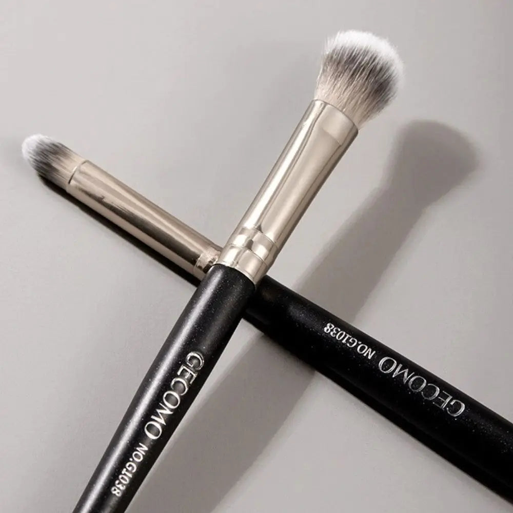 bristles Comfortable grip Beauty Tools Eye Cosmetic Brush Eye Shadow Brush Makeup Smudge Brush Double-ended Eyeshadow Brush
